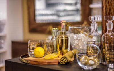 What Is a Wet Bar vs. Dry Bar—and Does Either Belong in Your Home?